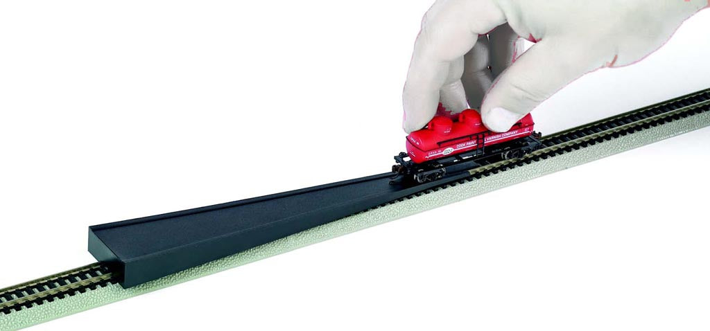 BAC44892 Bachmann N Scale E-Z Railer Track Rerailer
