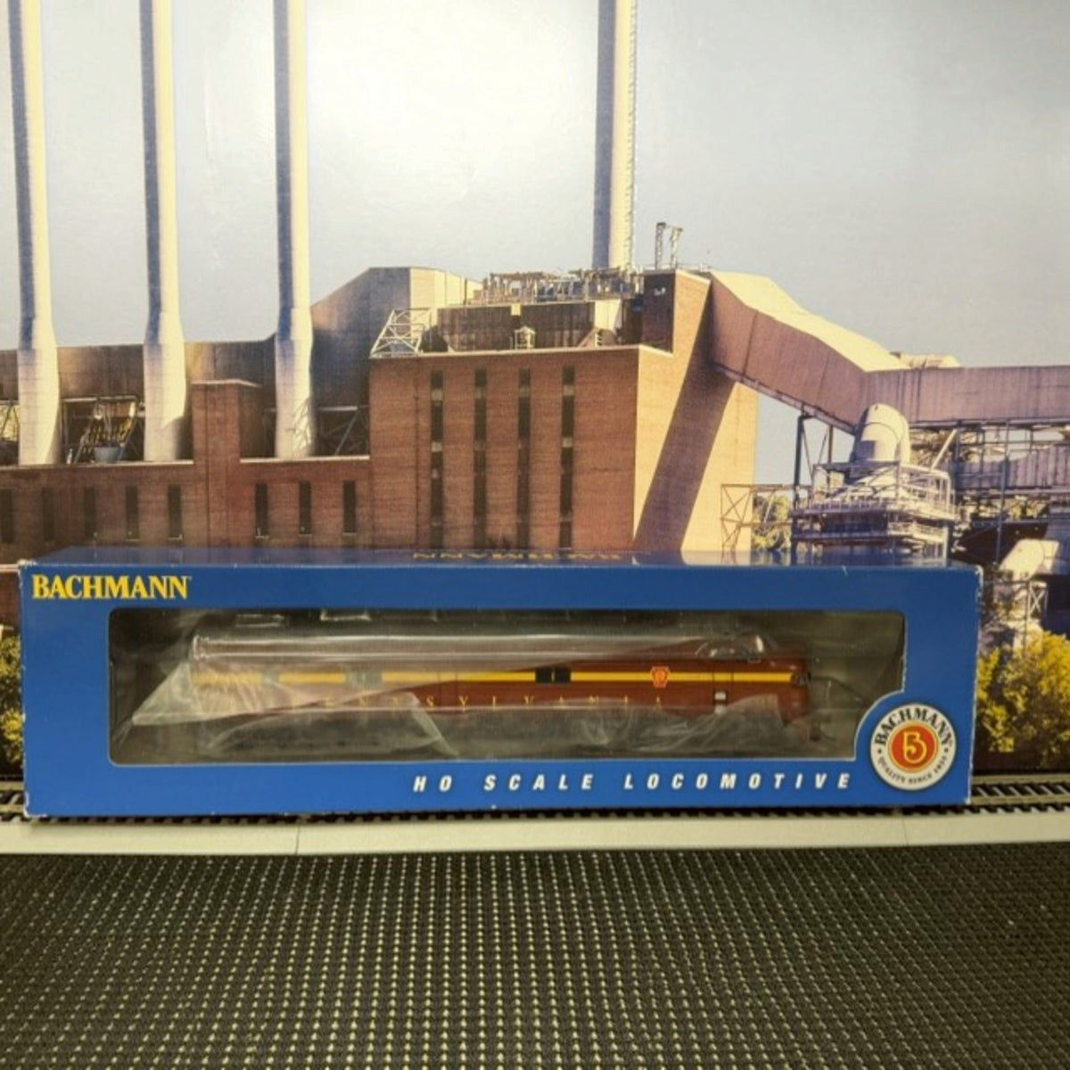 #1608 Bachmann HO Scale Pennsylvania Railroad EMD E7 Diesel Locomotive #5876