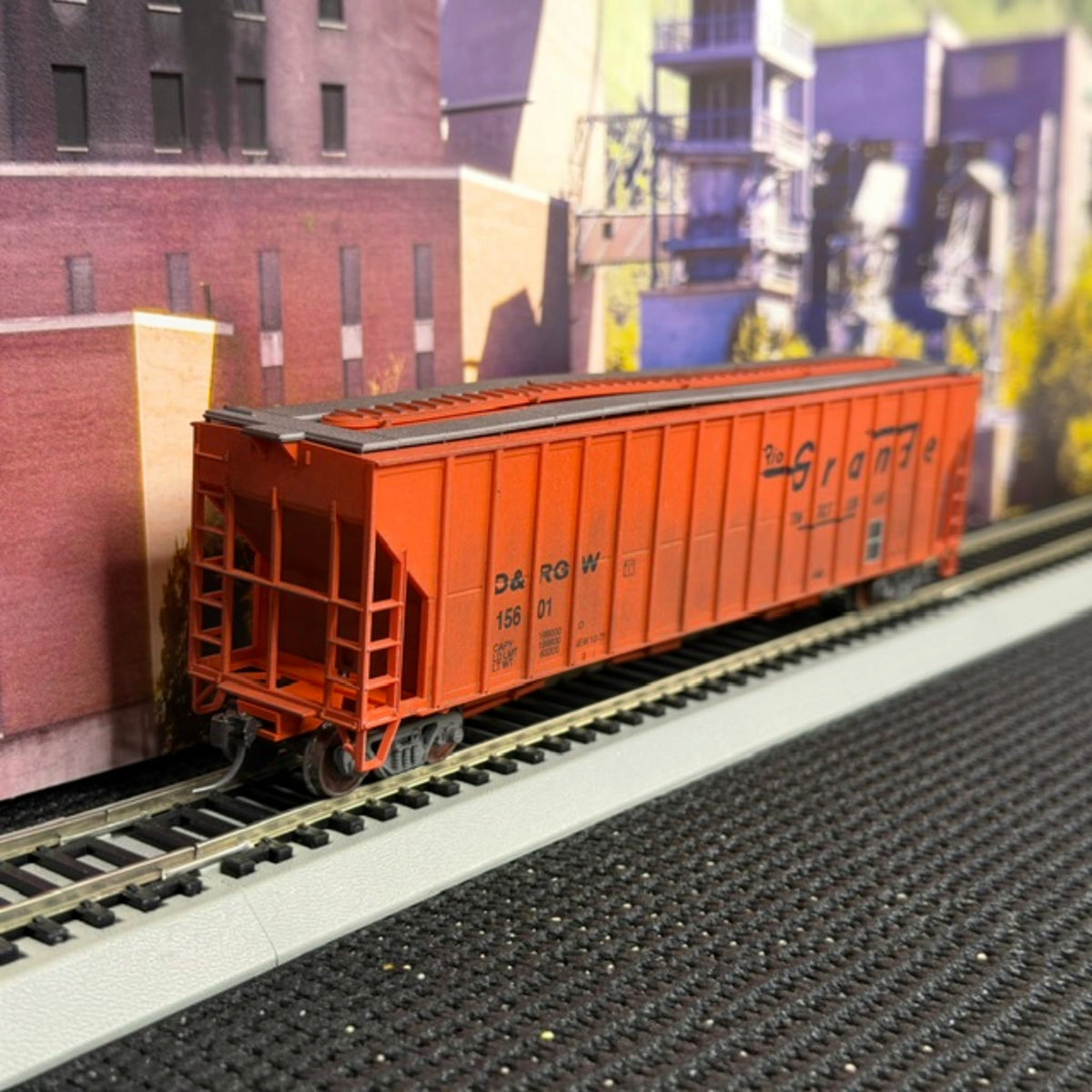 D&RGW #15601 HO Scale Denver & Rio Grande Western Covered Hopper