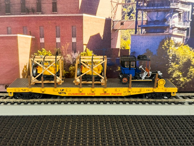 #1509 Athearn Roundhouse RND14514 HO Scale 50' Flatcar with Loads – Union Pacific #58776