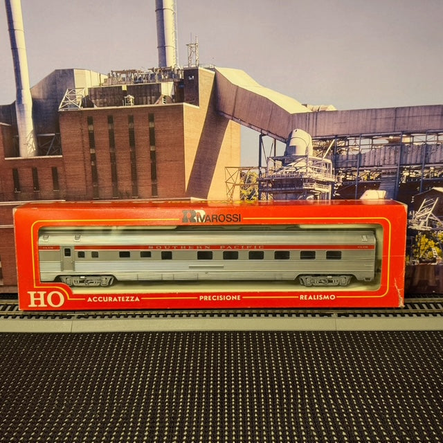 #1593 Rivarossi HO Scale Southern Pacific Club Passenger Car