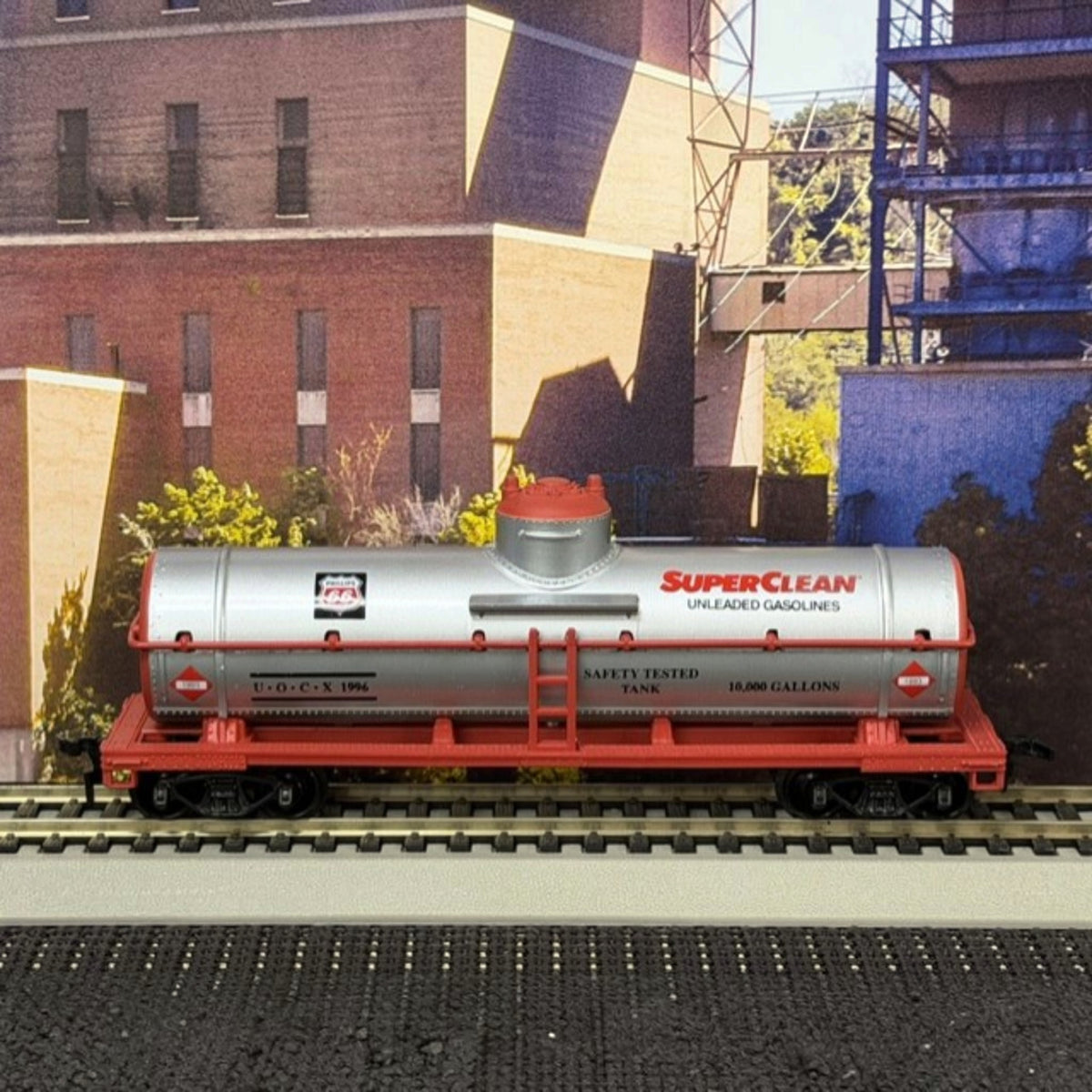 #1606 Model Power HO Scale Phillips 66 SuperClean 40' Tank Car