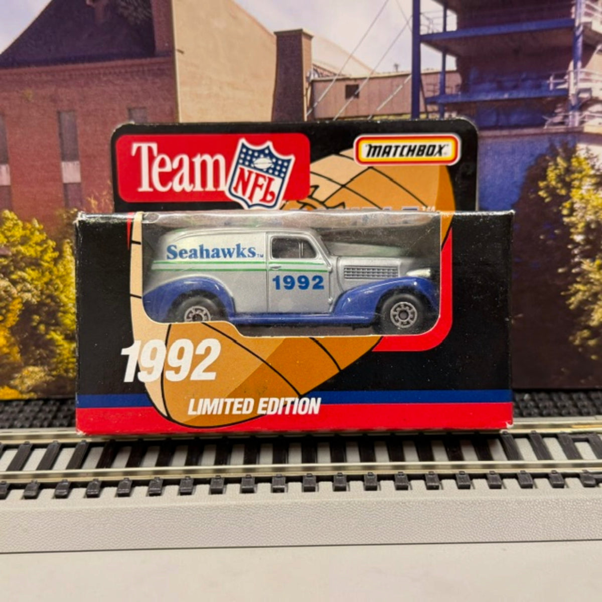 #1625 Matchbox 1992 NFL Seattle Seahawks – Limited Edition Diecast Delivery Van