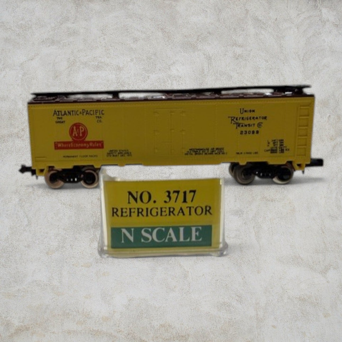 Model Power N Scale 40' Refrigerator Car – Atlantic & Pacific Tea Co. (A&P) / Union Refrigerator Transit (URTX) #23089 – Item No. 3717