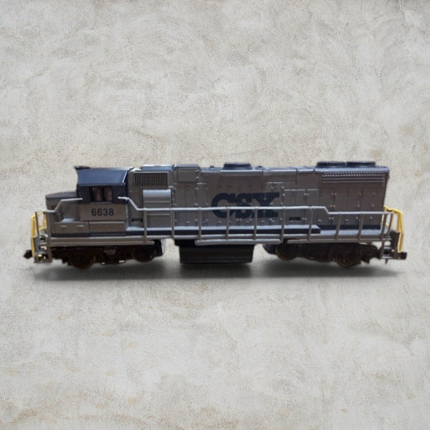 #1270 Life Like N Scale CSX EMD GP40-2 Diesel Locomotive #6638 – DC – Ready to Run