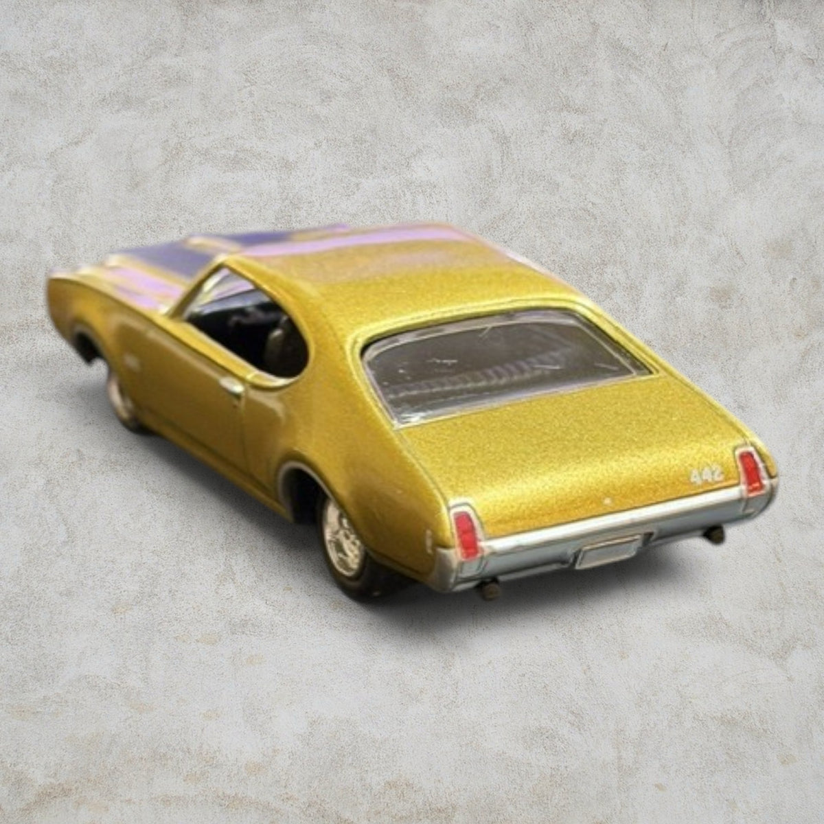 #1408 2001 High Speed 1:64 1969 Oldsmobile 442 Gold Diecast Car – Reader’s Digest GM Licensed