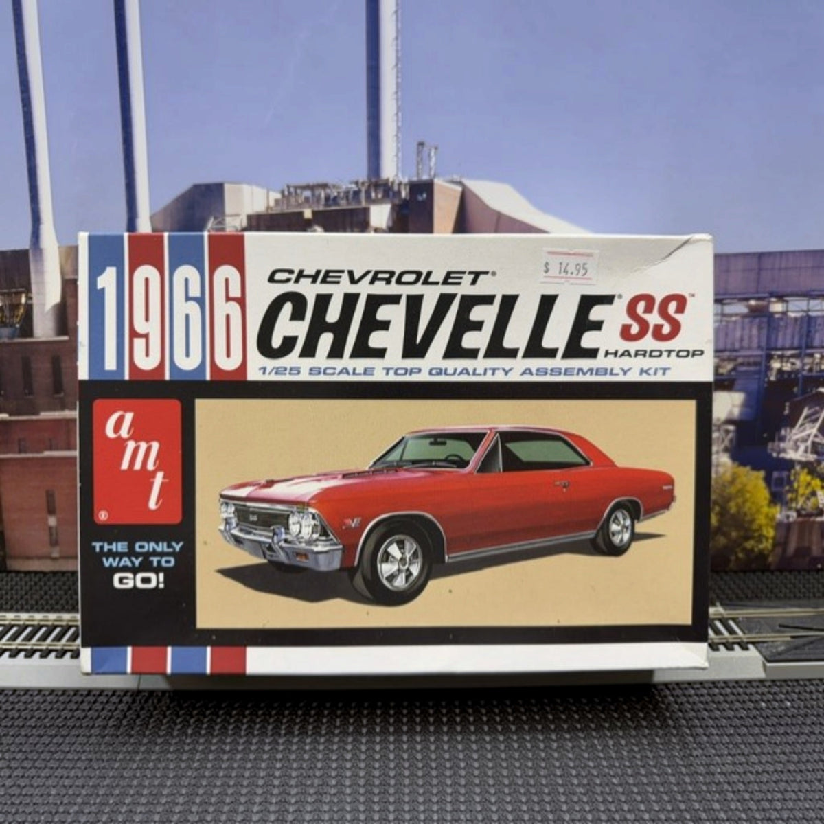 #1609 AMT 1966 Chevrolet Chevelle SS Hardtop – 1:25 Scale Model Kit