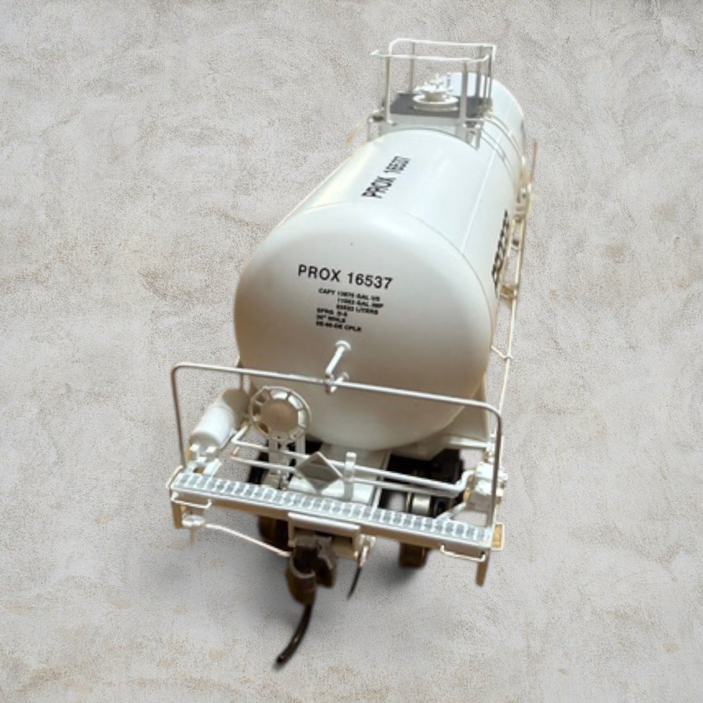 #1341 Athearn Genesis HO Scale Procor UTC 13K Acid Tank Car PROX 16537 – ATHG25644