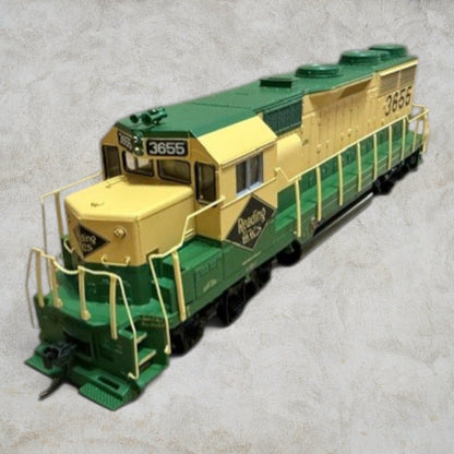 #1357 Athearn HO Scale Reading Company GP35 #3655 Diesel Locomotive – DCC Quick-Plug Equipped – RTR Item #91720