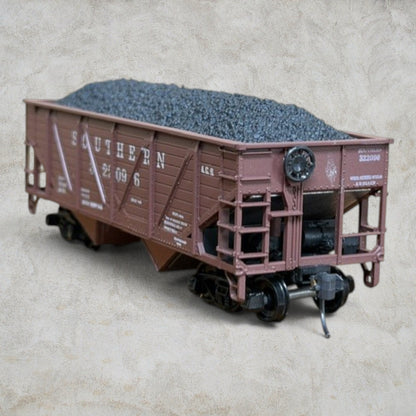 #1453 Athearn HO Southern Railway 34' Hopper #322096 Coal Load KD Couplers #5424