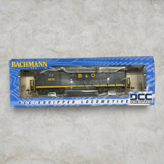 #1430 Bachmann HO B&O GP30 #6936 DCC On Board Diesel Locomotive #60806