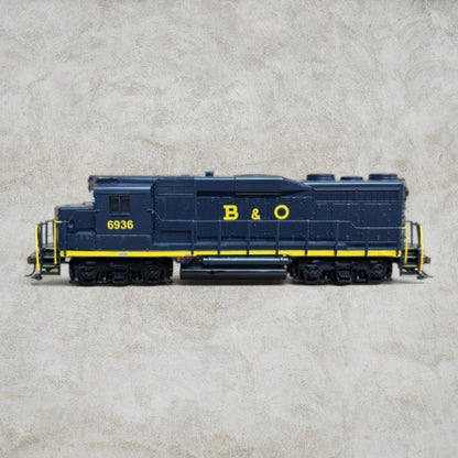 #1430 Bachmann HO B&O GP30 #6936 DCC On Board Diesel Locomotive #60806