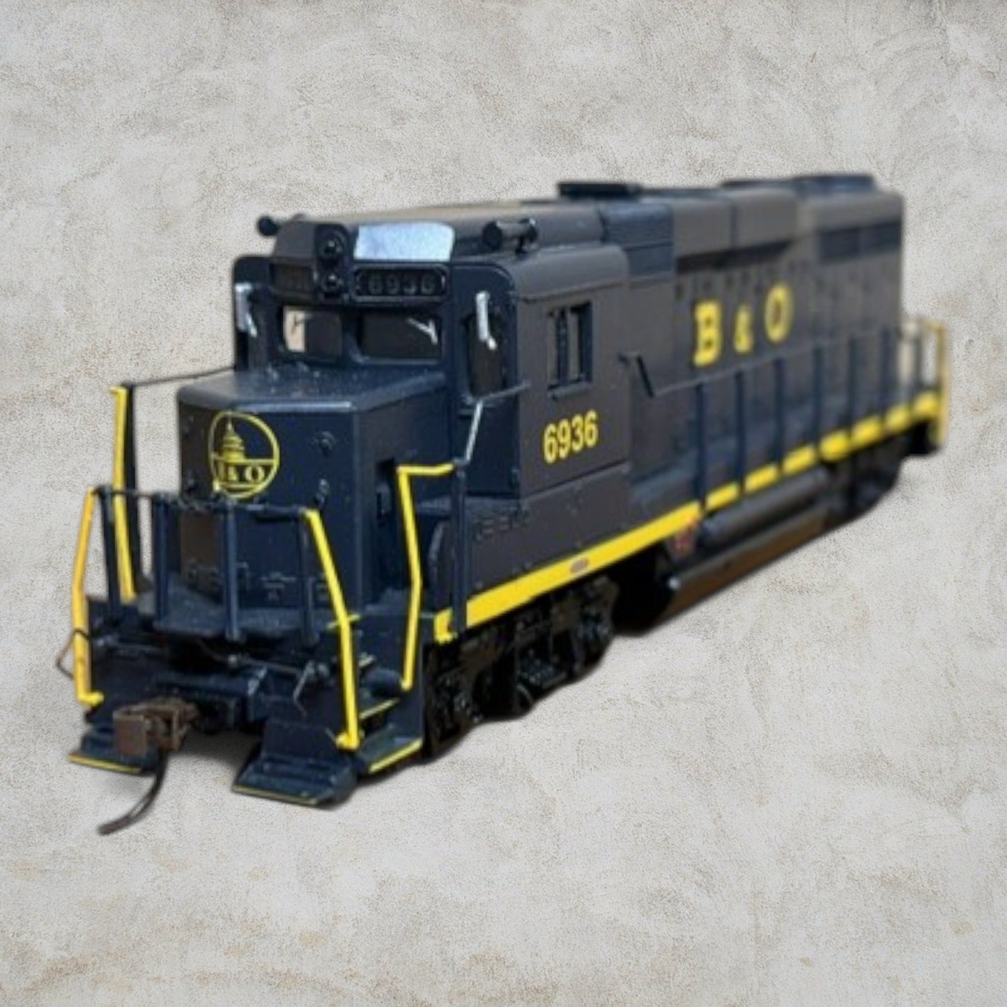 #1430 Bachmann HO B&O GP30 #6936 DCC On Board Diesel Locomotive #60806