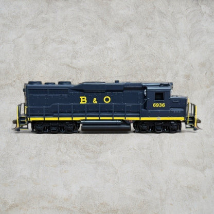 #1430 Bachmann HO B&O GP30 #6936 DCC On Board Diesel Locomotive #60806