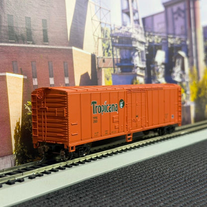 BAC17946 Bachmann HO Scale Tropicana Orange 50' Steel Reefer