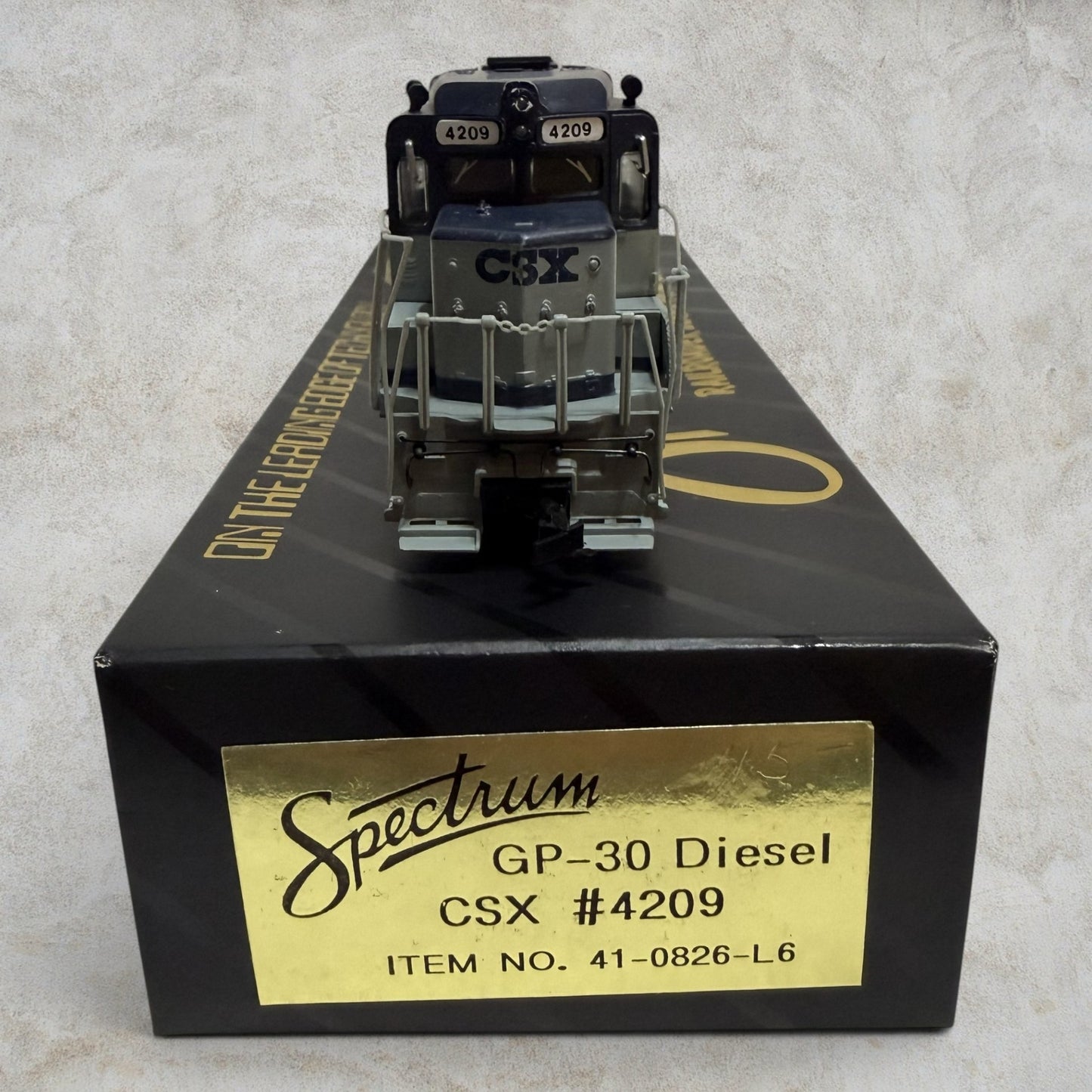 #1240 Bachmann Spectrum HO Scale GP30 Diesel Locomotive – CSX #4209
