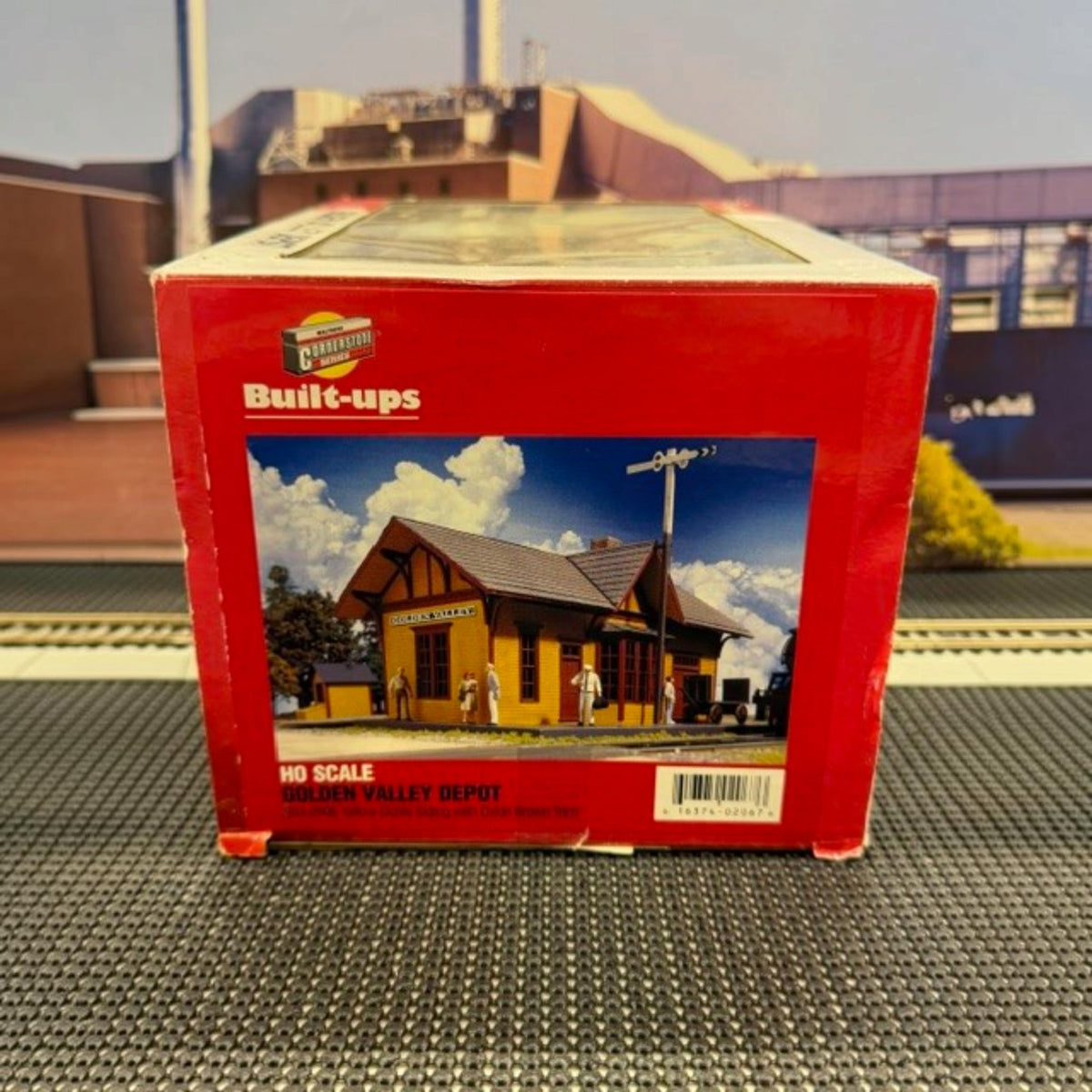 #1614 HO Scale Golden Valley Depot – Built-Ups Series #1110