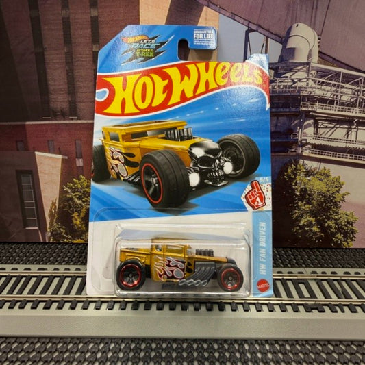 #1616 Hot Wheels Bone Shaker – HW Fan Driven 5/5