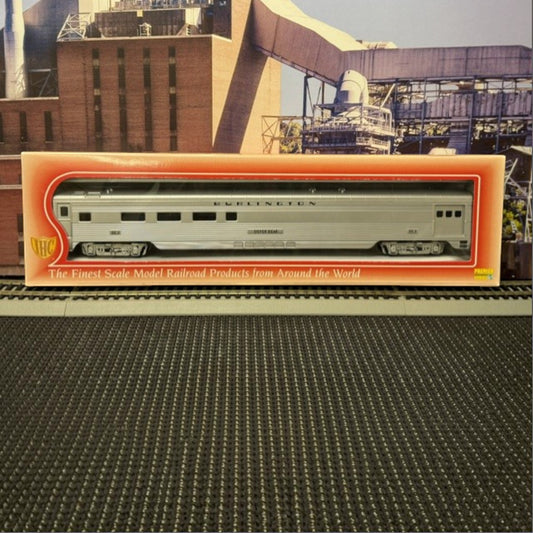 #1579 IHC 47814 HO Scale Chicago Burlington & Quincy (CB&Q) Corrugated-Side Combine Car