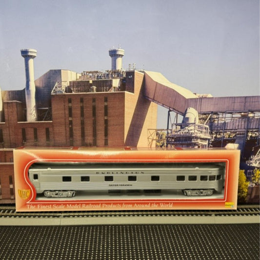 #1580 IHC 47815 HO Scale Chicago Burlington & Quincy (CB&Q) Corrugated-Side RPO Mail Car