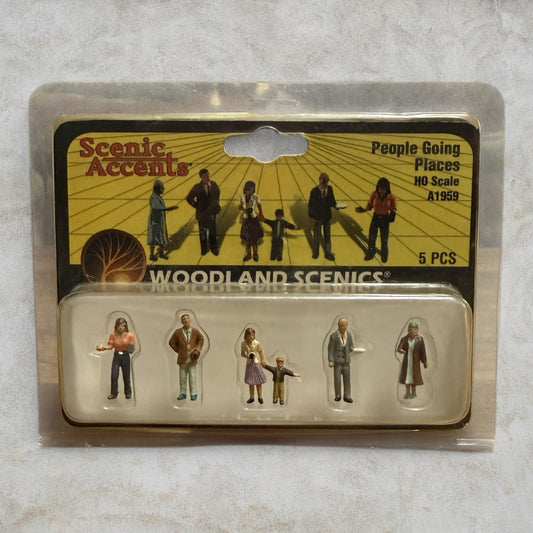 #1313 Woodland Scenics Scenic Accents People Going Places Figure Set – HO Scale – A1959 – 5 Painted Figures – New