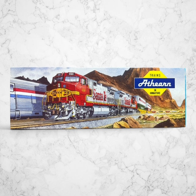 #1373 Athearn HO Scale GP38-2 Canadian Pacific #3069 – Beaver Logo – Powered – #4641