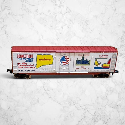 #1376 Kadee N Scale Bicentennial 50' Boxcar – Connecticut “The Nutmeg State” – NH #40509 – No. 38020