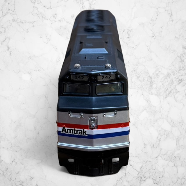 #1381 Bachmann Spectrum HO Scale EMD F40PH Amtrak Phase III #242 – Item 87018