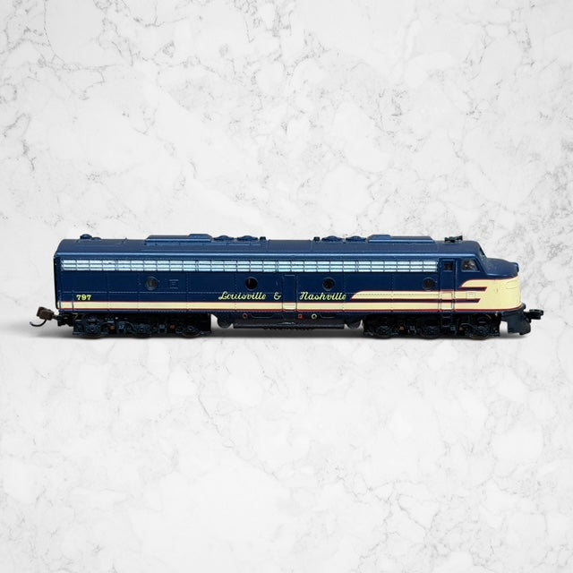 #1439 Life-Like N Scale L&N #797 EMD E-Unit Diesel Locomotive Louisville Nashville