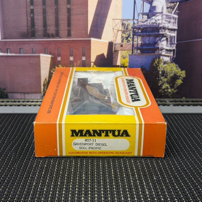 #1599 Mantua HO Scale Southern Pacific Davenport Diesel Switcher #1217