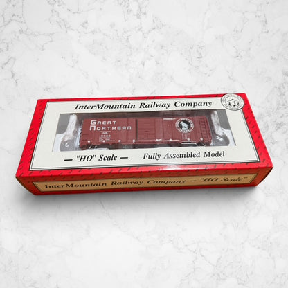 #1474 InterMountain HO Great Northern 18500 Empire Builder 40' 12-Panel Boxcar
