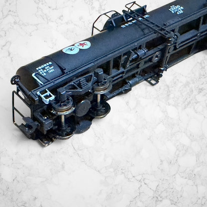#1403 KATO 8008-6 N Scale Taki 3000 Nippon Oil Black Tank Car #13220