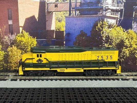 #1524 Vintage Lima N Scale Erie Lackawanna Diesel Locomotive #2535 – Yellow & Green – Pre-Owned