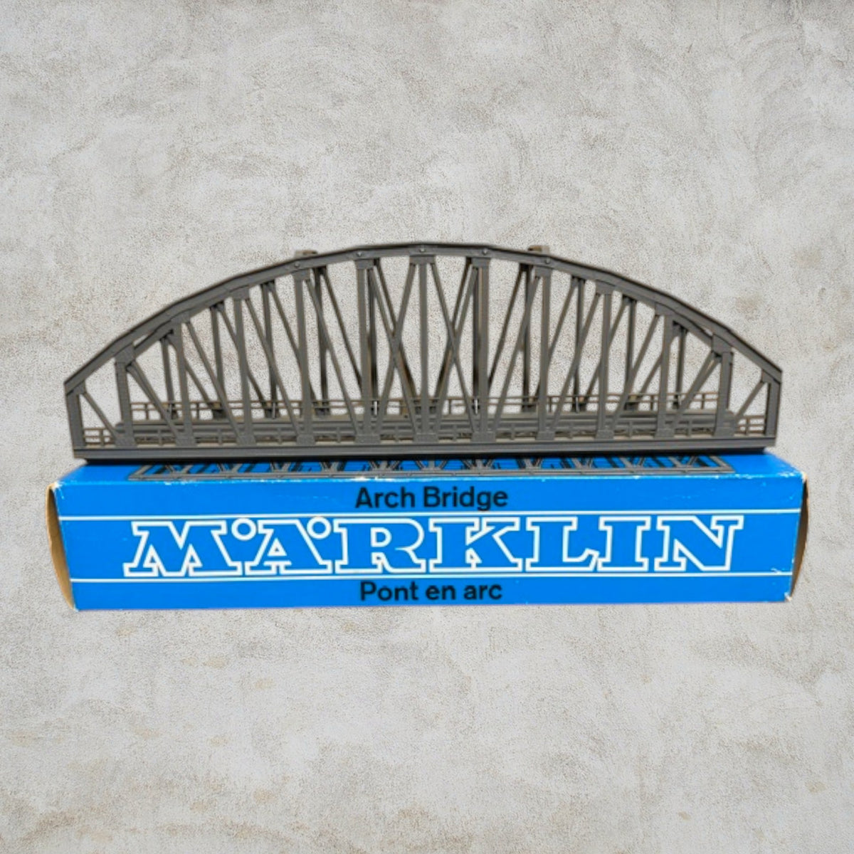 #1437 Märklin 7263 HO Scale Arch Bridge Gray Through Truss Original Box