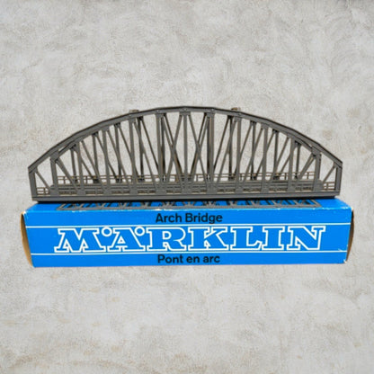 #1437 Märklin 7263 HO Scale Arch Bridge Gray Through Truss Original Box