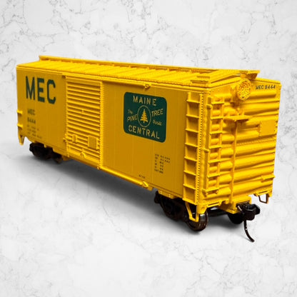 #1426 Walthers 910-2257 HO Maine Central MEC #8444 40' ACF Boxcar
