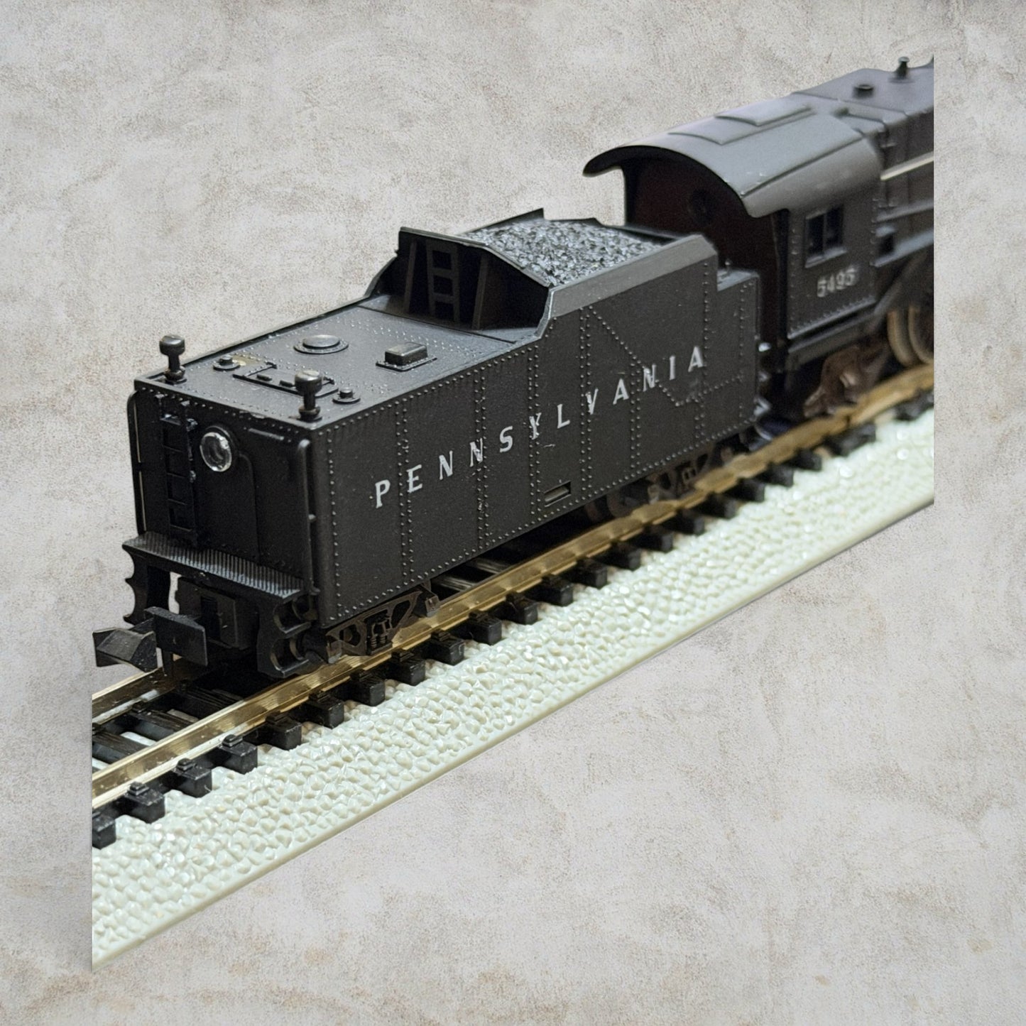 #1265 Minitrix N Scale Pennsylvania Railroad 4-6-2 Pacific Steam Locomotive & Tender #5495 – Ready-to-Run