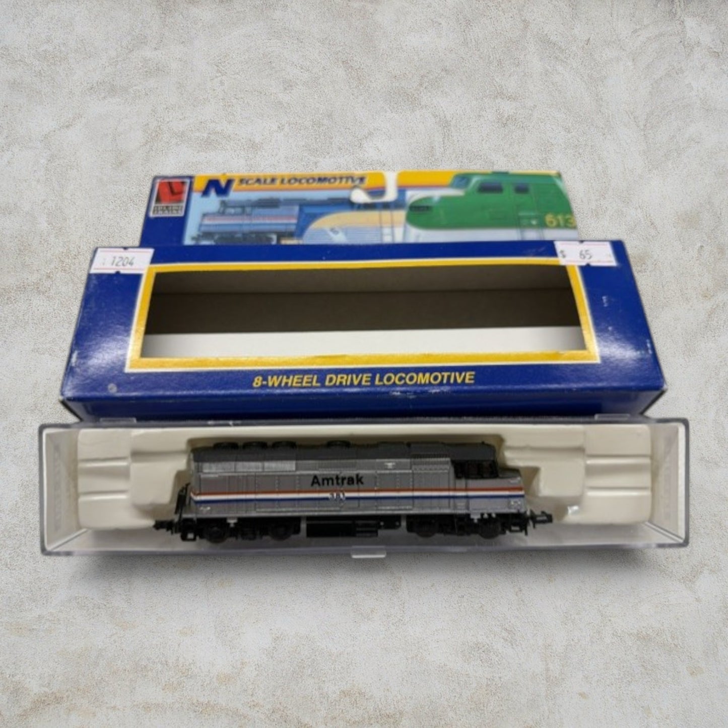 #1204 Life-Like N Scale Amtrak EMD F40PH Diesel Locomotive #381 – 8-Wheel Drive – Powered – Original Box