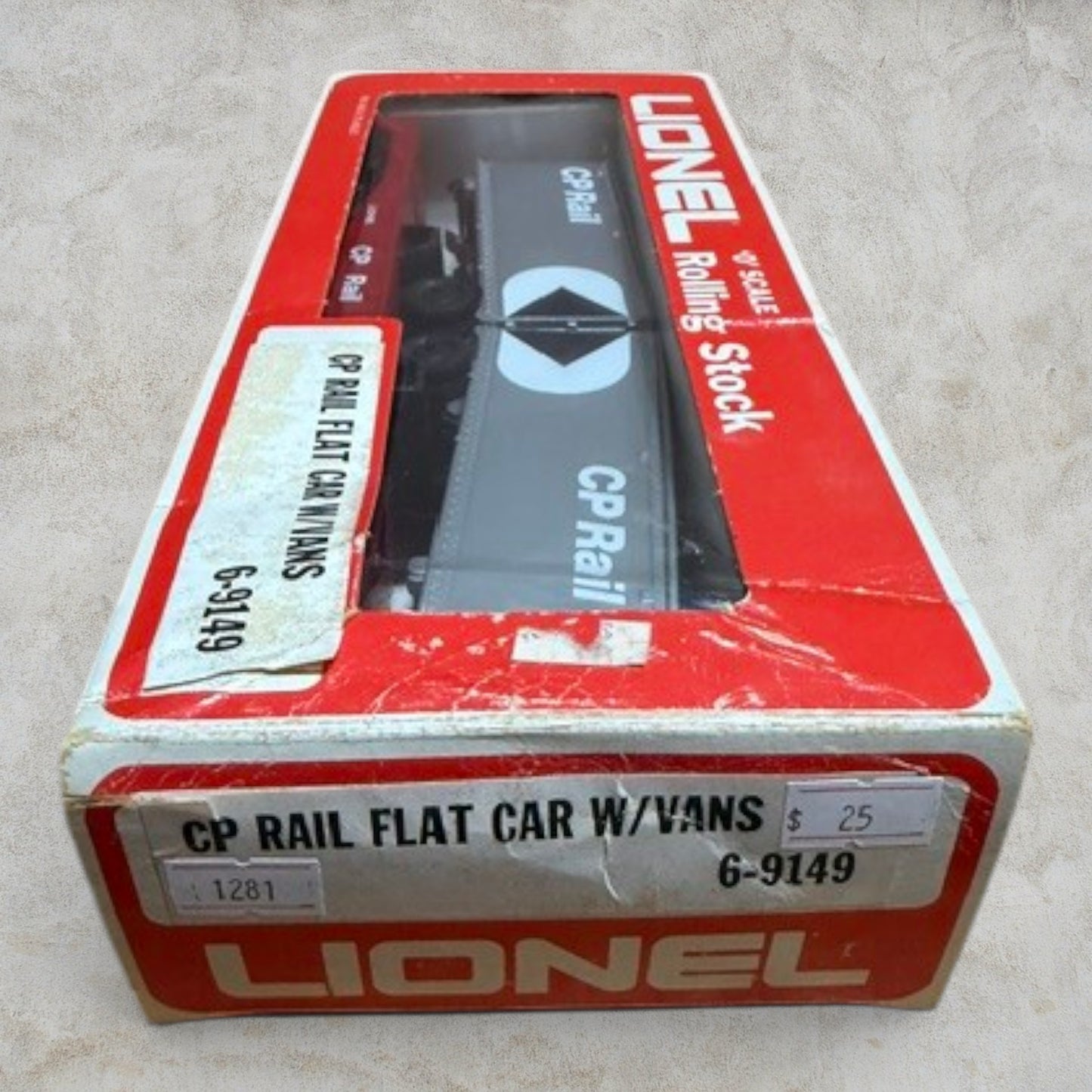 #1281 Lionel 6-9149 CP Rail Flat Car with Two Highway Vans – O Gauge Rolling Stock w/ Original Box