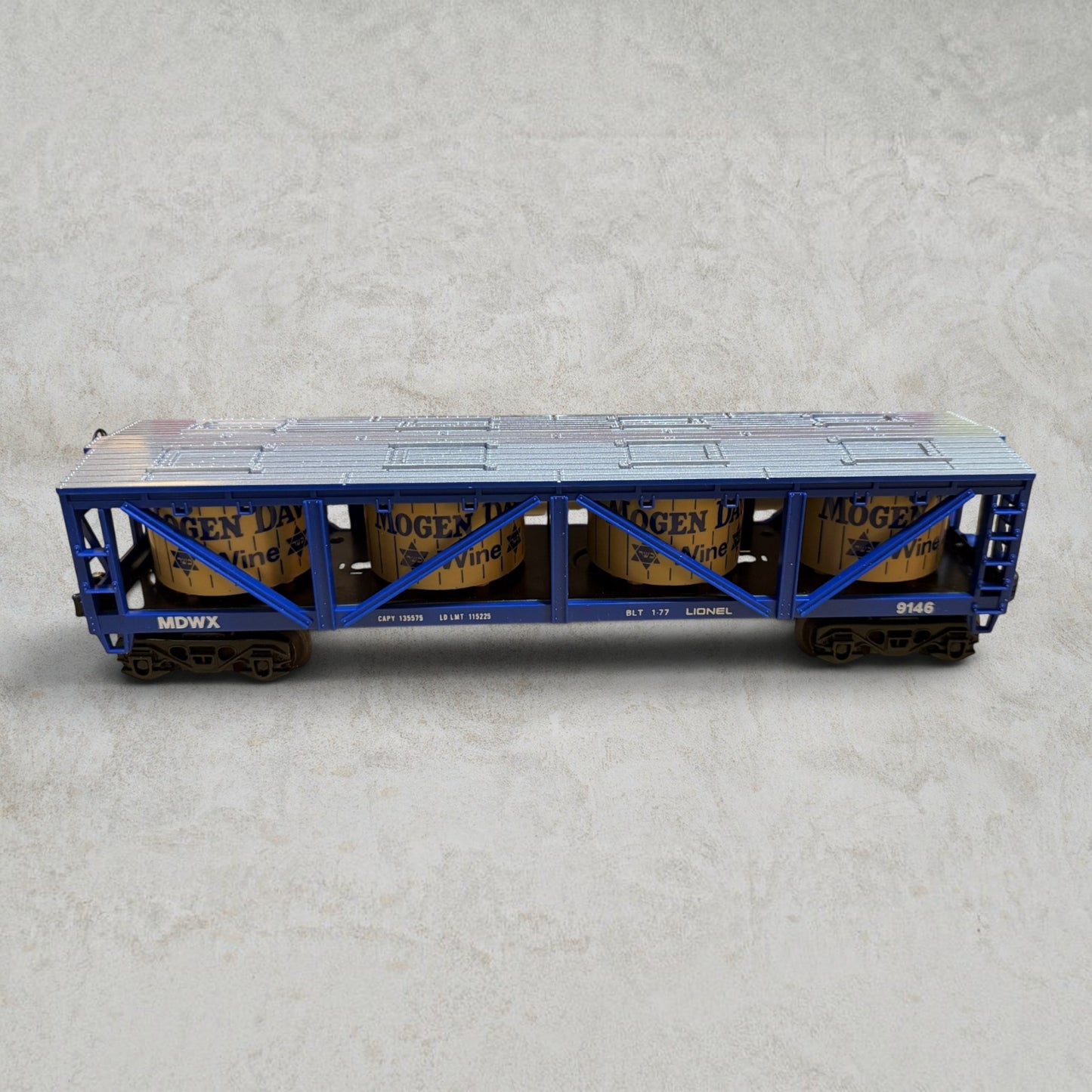 #1279 Lionel 6-9146 Mogen David Wine Barrel Car – O Gauge Rolling Stock w/ Original Box