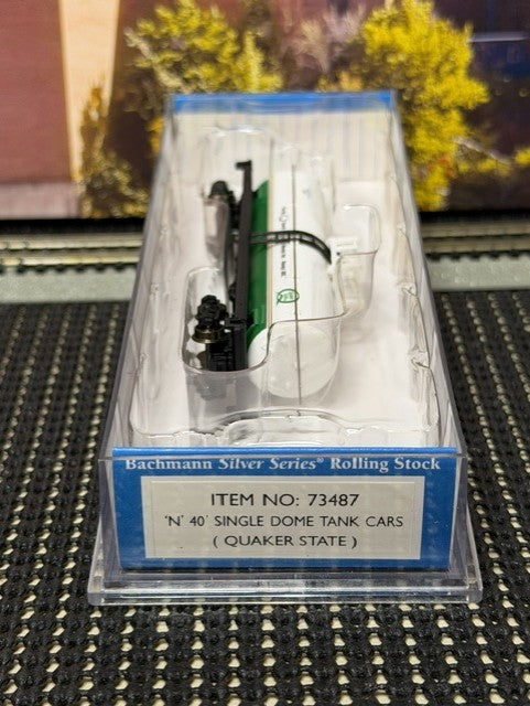 #1536 Bachmann 73487 N Scale Quaker State Tank Car OSOX 746 NOS