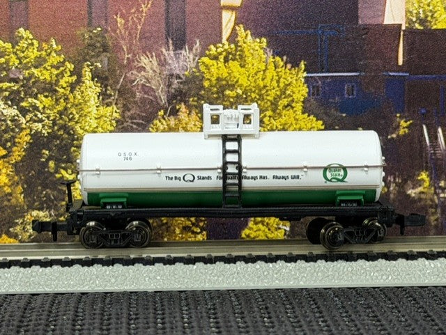 #1536 Bachmann 73487 N Scale Quaker State Tank Car OSOX 746 NOS