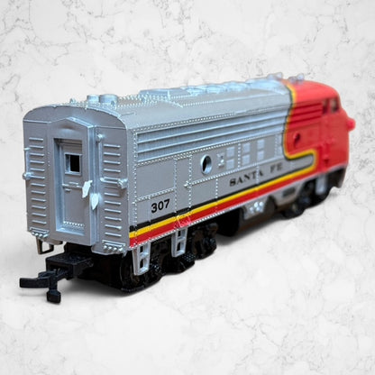 #1428 Bachmann HO EMD F9 Santa Fe #307 Warbonnet Diesel 61502