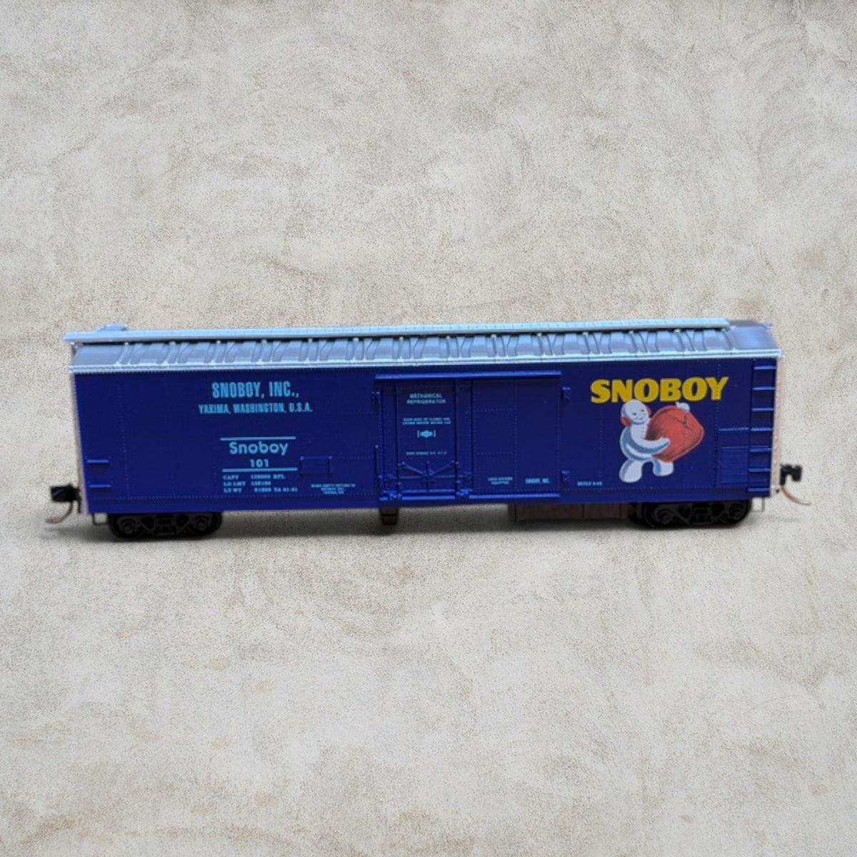 #1421 Micro-Trains N Scale Snoboy 51' 3-3/4" Mechanical Reefer #101 – MTL 69110