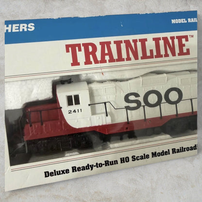 #1268 Walthers Trainline HO Scale SOO Line EMD Switcher Diesel Locomotive #2411 – DC Ready-to-Run