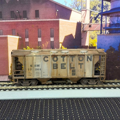 SSW #77201 Cotton Belt HO Scale Covered Hopper
