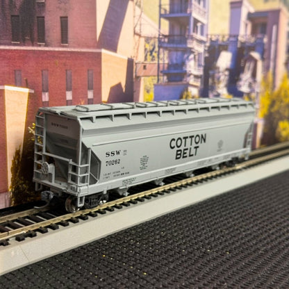 SSW #70262 HO Scale Cotton Belt High-Capacity Covered Hopper