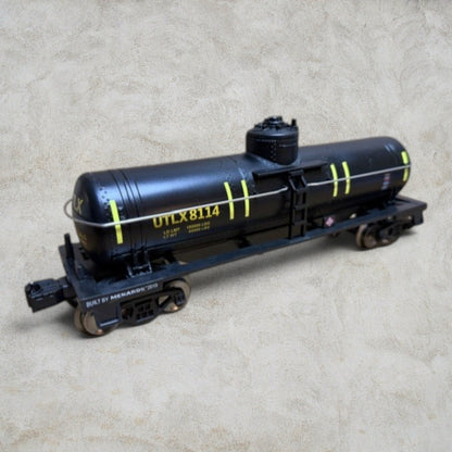 #1290 Menards O Gauge UTLX Tank Car #8114 – Black – Ready to Run – Original Clamshell