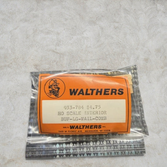Walthers 933-784 HO Scale Interior Burger-Lunch-Grill-Mall-Combination Kit NOS