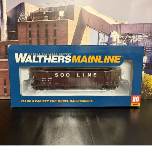 #1501 Walthers 910-1974 HO Soo Line #60369 4-Bay Hopper – NOS